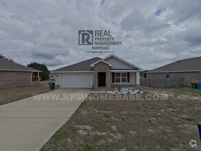 Building Photo - READY FOR MOVE-IN! | SPACIOUS CRESTVIEW HO...