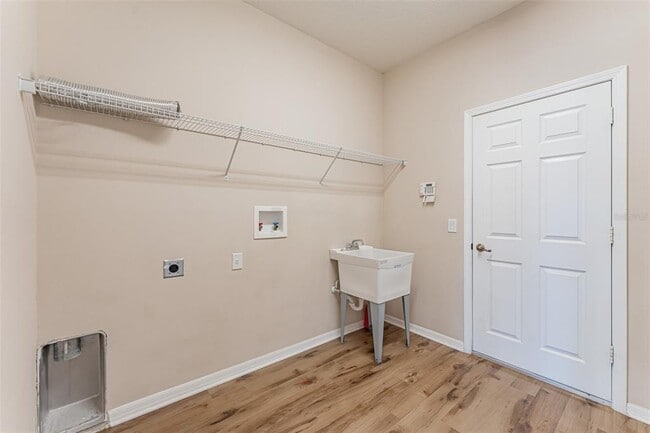 Building Photo - 13815 Artesa Bell Dr