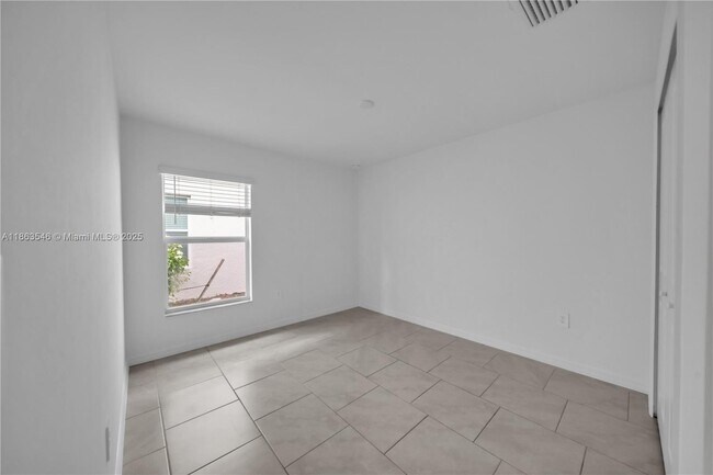 Building Photo - 12089 Monterey Pine Ln