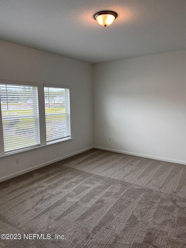 Building Photo - 20 Wilgrove Pl