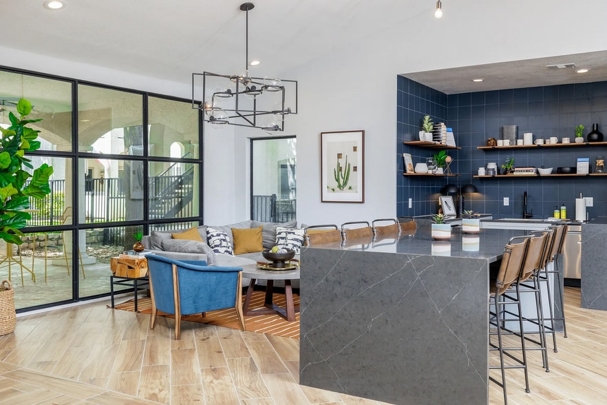 Building Photo - 3201 Duval Rd