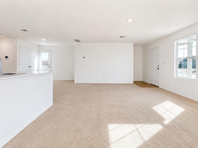 Building Photo - 17709 Sulphur Spring Way
