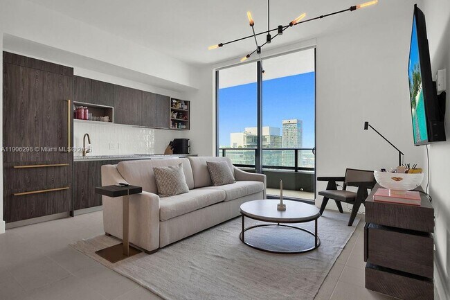 Building Photo - 159 NE 6th St