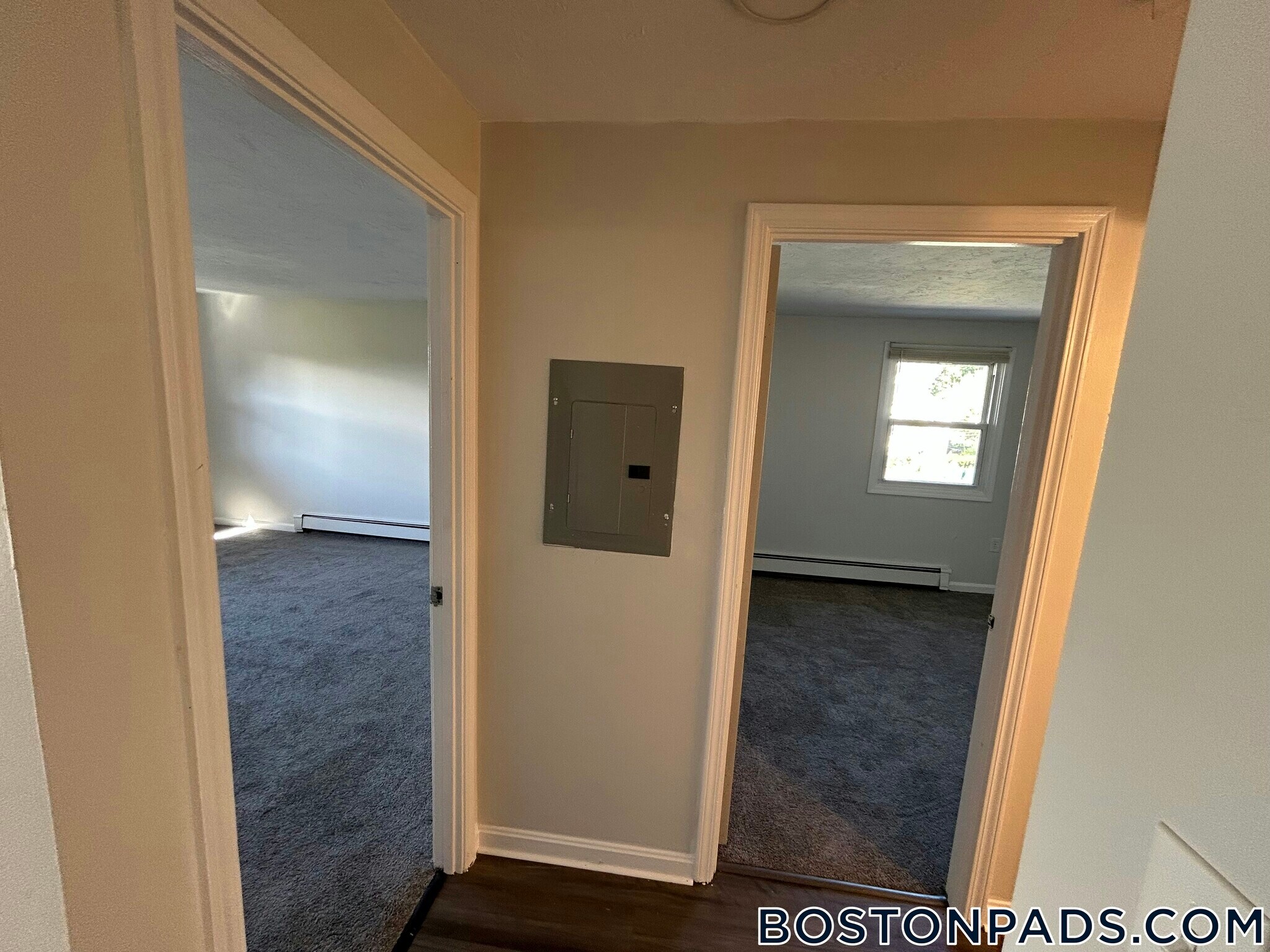 Building Photo - 38 Dean St.