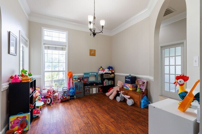 Building Photo - 4614 Briarberry Dr