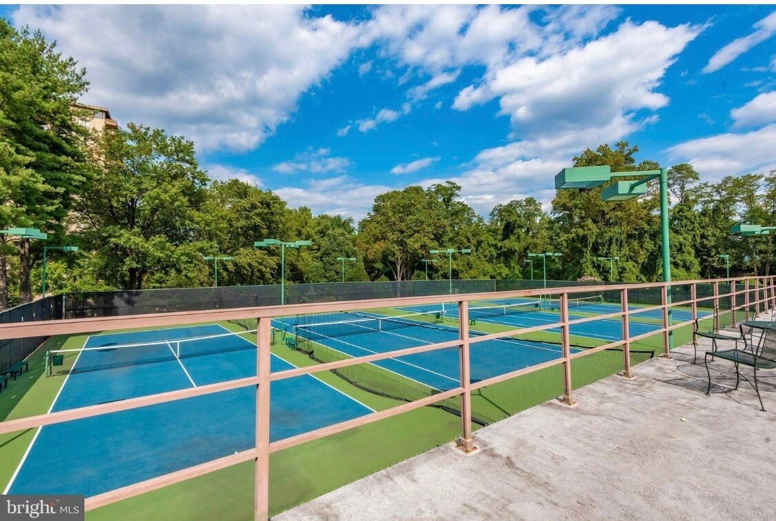 Building Photo - 5225 Pooks Hill Rd