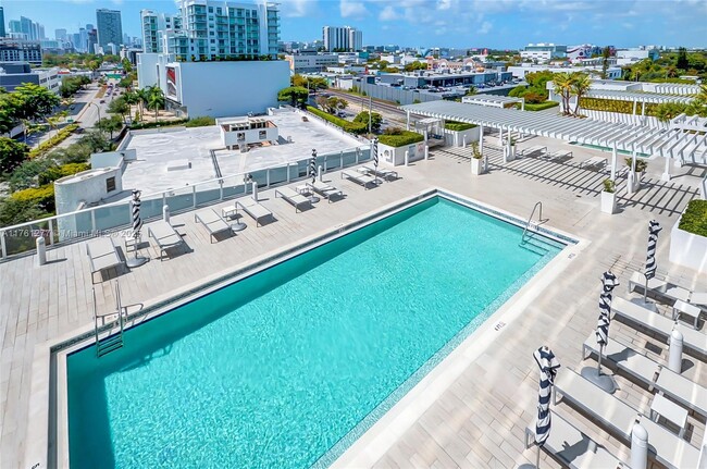 Building Photo - 4250 Biscayne Blvd