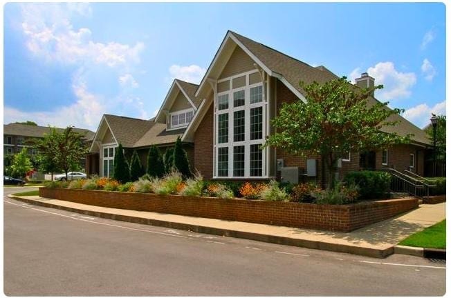 Clubhouse available to reserve for all residents. Great for parties with limited kitchen/ bar area - 2310 Elliott Ave