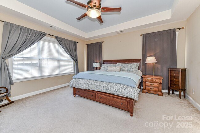 Building Photo - 16727 Spruell St