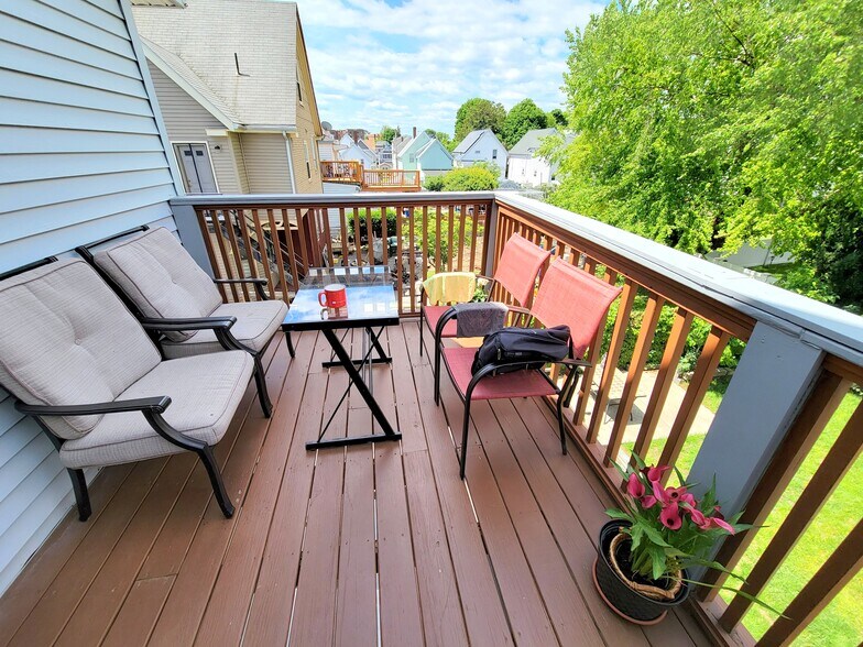 Building Photo - 16 Leyden St