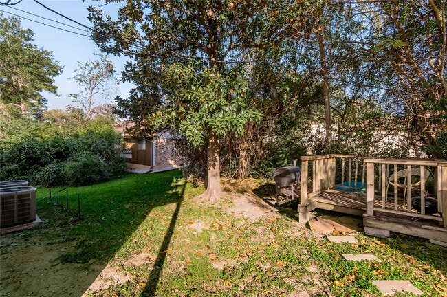 Building Photo - 2118 Avenue M