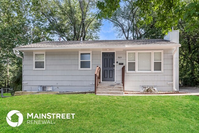 Building Photo - 7819 E 47th Terrace