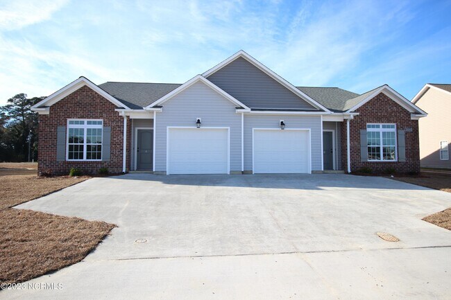 Primary Photo - 2224 Brookville Dr