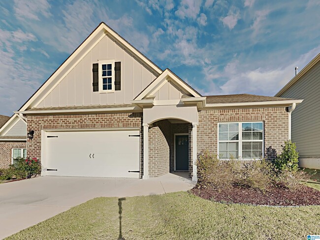Building Photo - 1064 Park View Dr
