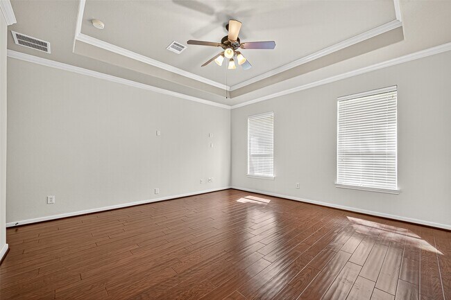 Building Photo - 15 Hadlock Pl