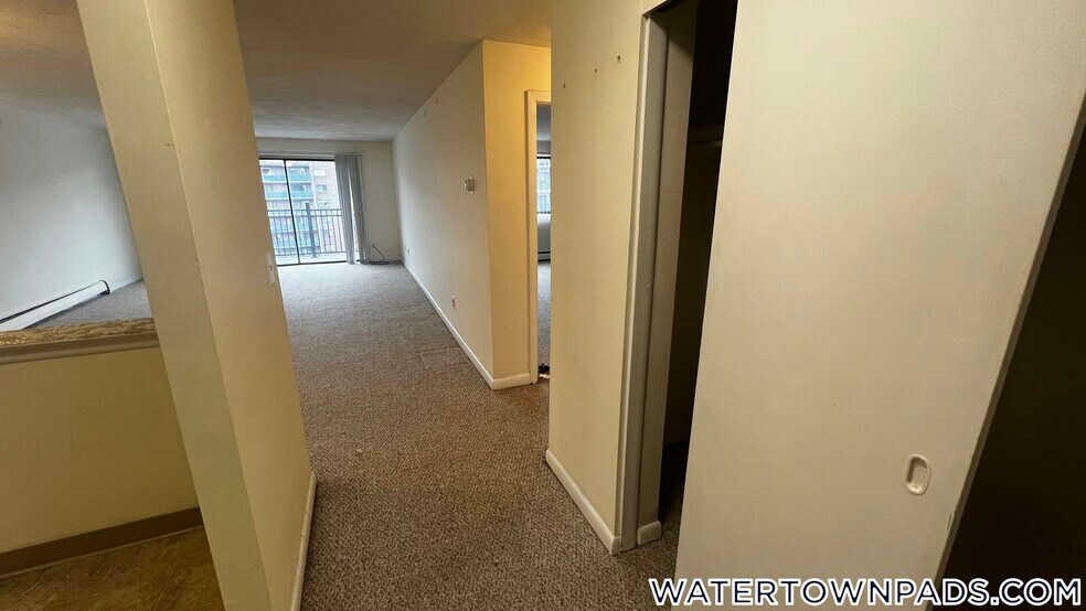 Building Photo - 245 Main St