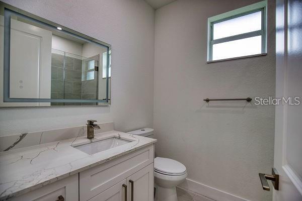 Building Photo - 17434 Oro Ct