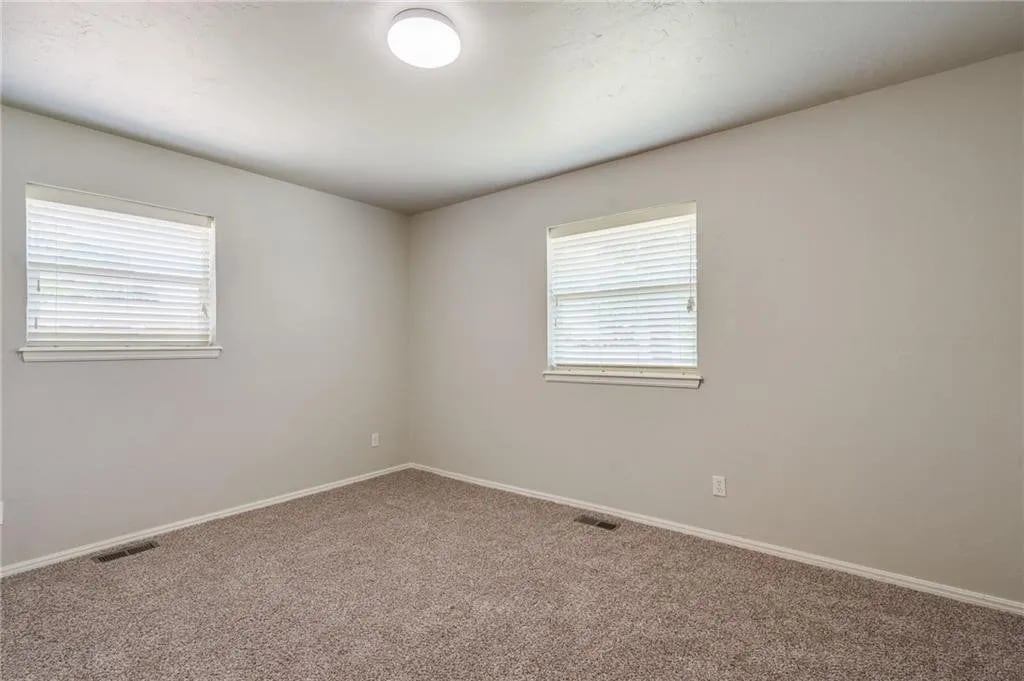 Building Photo - 1501 Carlton Way