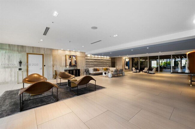 Building Photo - 1180 N Federal Hwy