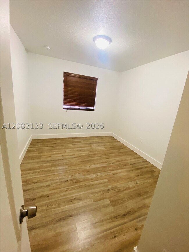Building Photo - 21401 NW 13th Ct