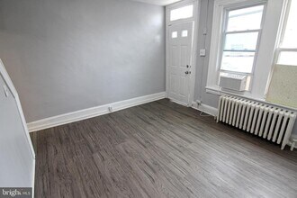 Building Photo - 107 W 3rd St