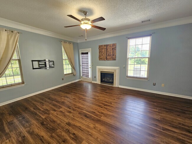 Building Photo - 127 Cirrus Ct