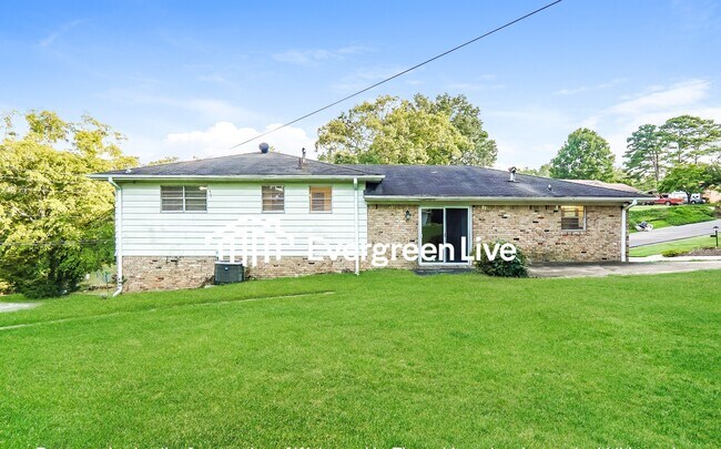 Building Photo - 723 Gramor Dr