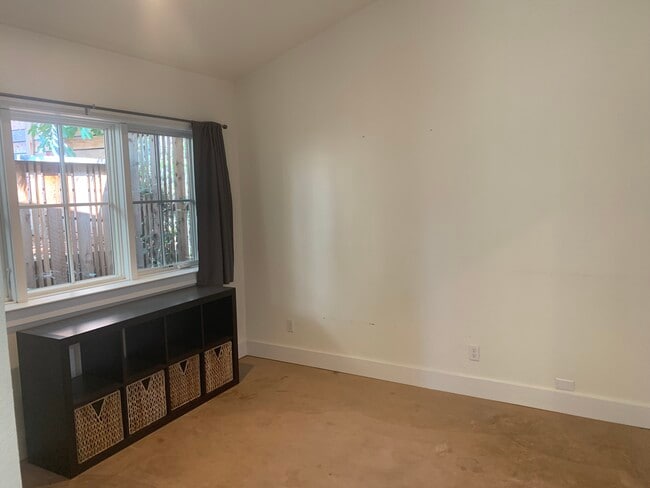 Building Photo - 4036 Loma Vista Ave