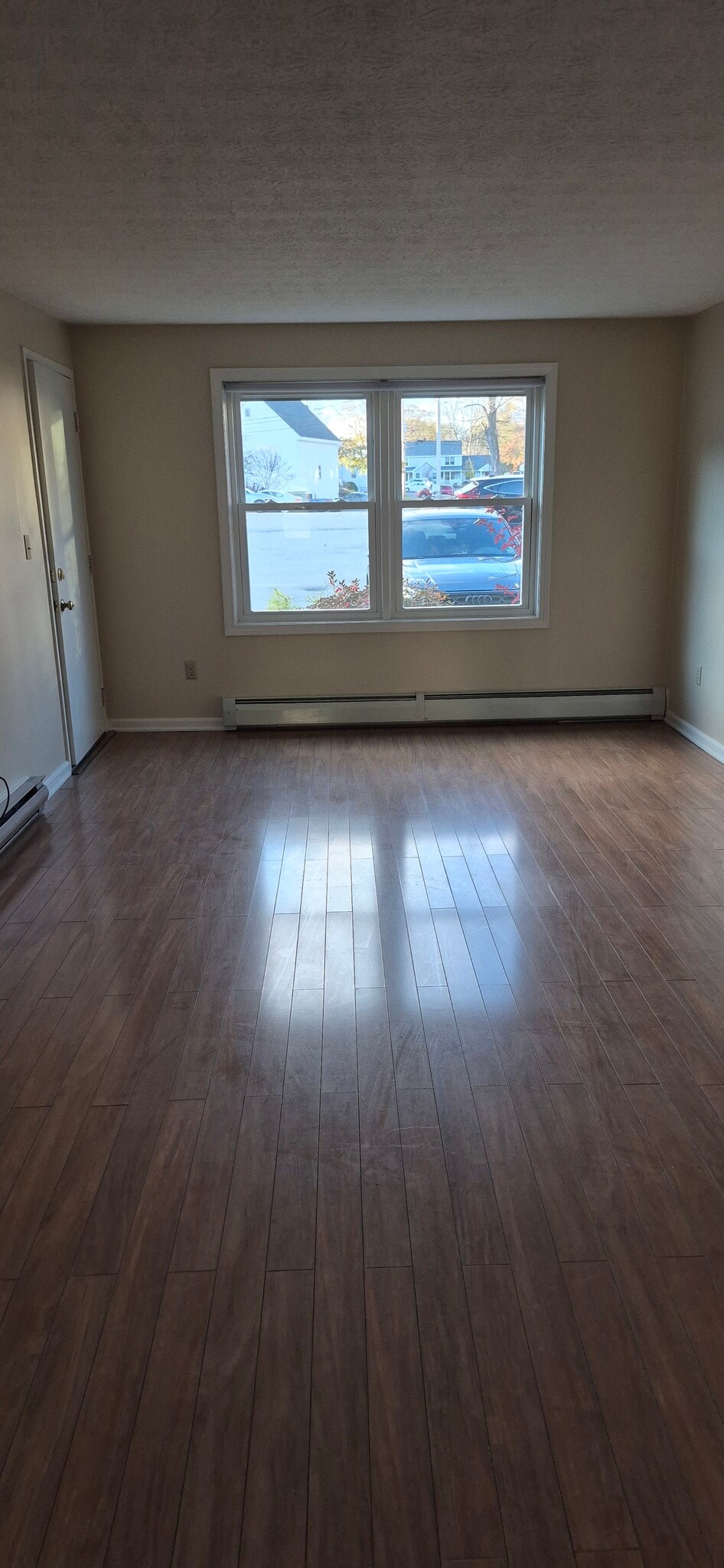 Livingroom - 241 Alfred St