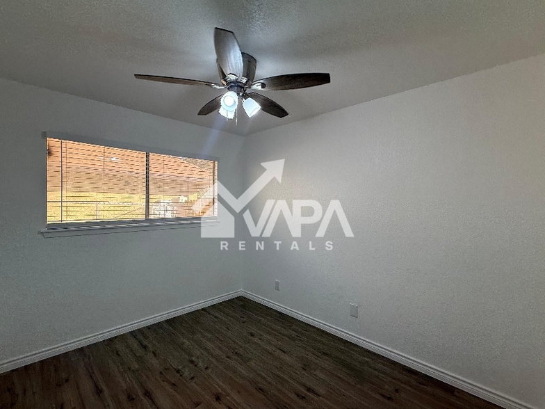 Building Photo - 6714 Elk Lake Dr