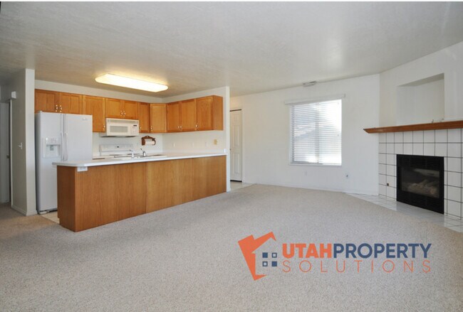 Building Photo - 9255 Jefferson Cove