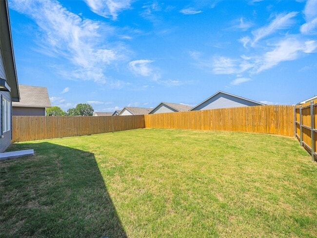 Building Photo - 6744 Teal Cir