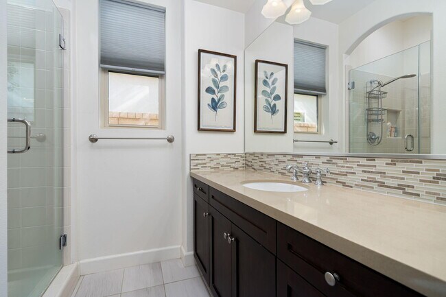 Building Photo - 81805 Four Seasons Pl