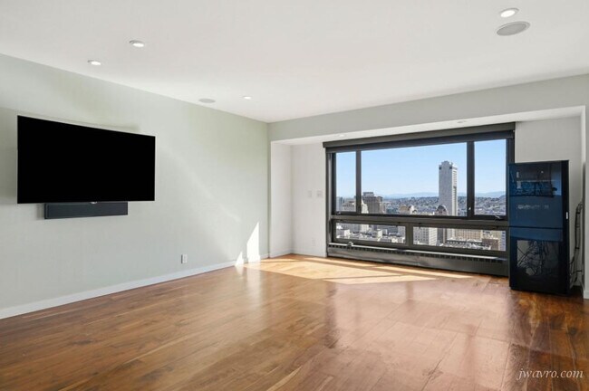 Building Photo - 1177 California St