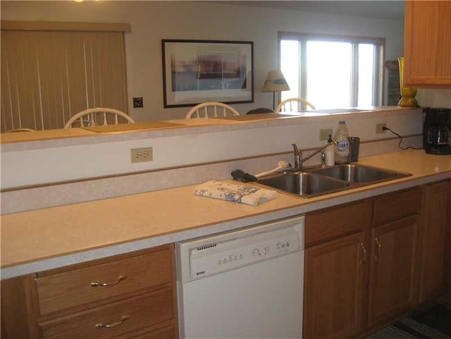 Kitchen - 1229 Lazy M St