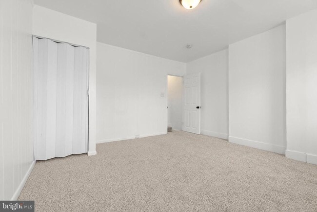 Building Photo - 221 Broadway St