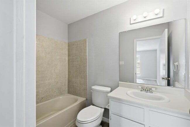 Building Photo - 1005 Woodlief Trail