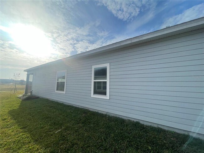 Building Photo - 1695 NW 44th Ct