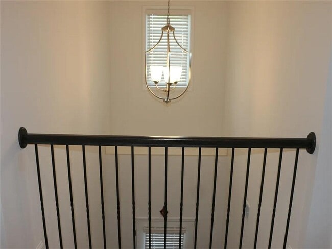 Building Photo - 3115 Stock Saddle Pl