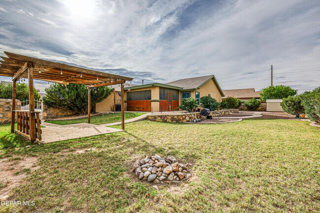 Building Photo - 6289 Cosecha Luna Cir