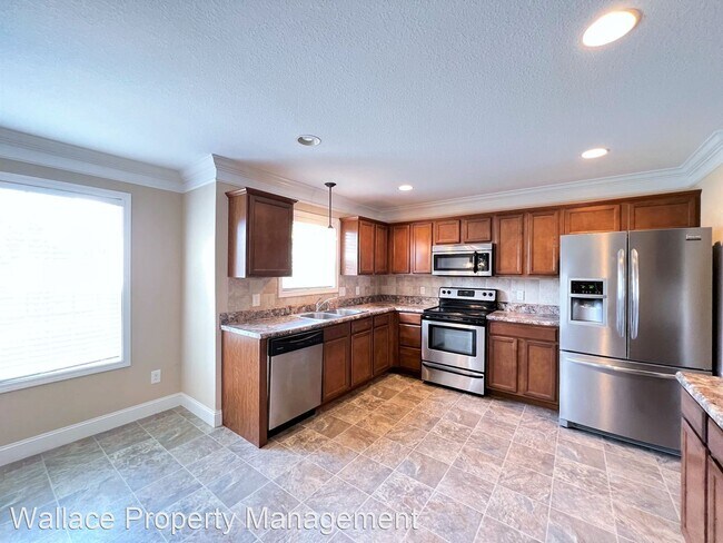 Building Photo - 3 br, 2.5 bath House - 7629 Asher Lane