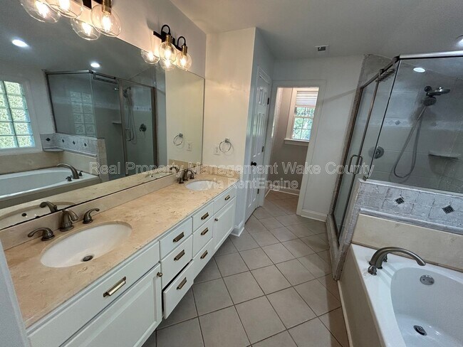 Building Photo - 3421 Kistler Ct