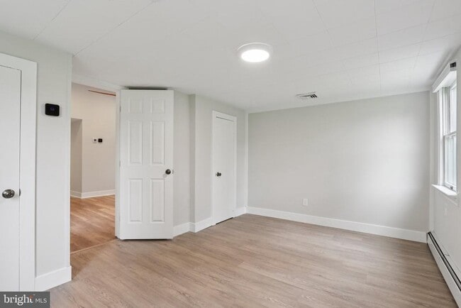 Building Photo - 2774 Woodland Ave