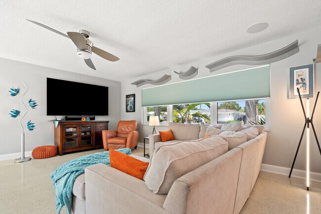 Building Photo - 4056 38th Way S