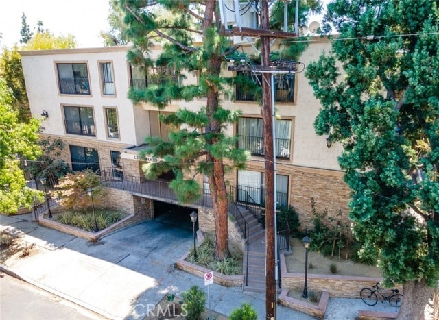 Building Photo - 15344 Weddington St