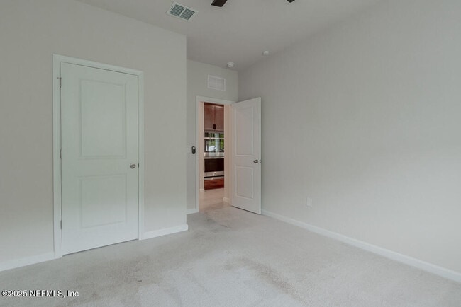 Building Photo - 1536 Tan Tara Trl