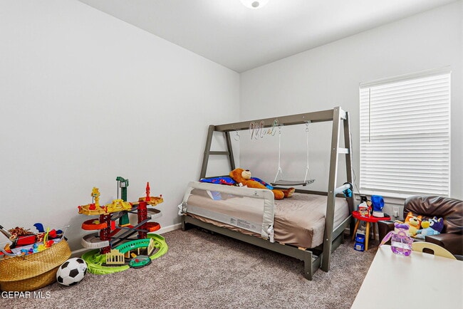 Building Photo - 6556 Ta Suil Pl