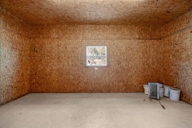 Building Photo - 310 Co Rd 317