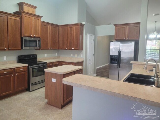 Primary Photo - 5863 Chi Chi Cir