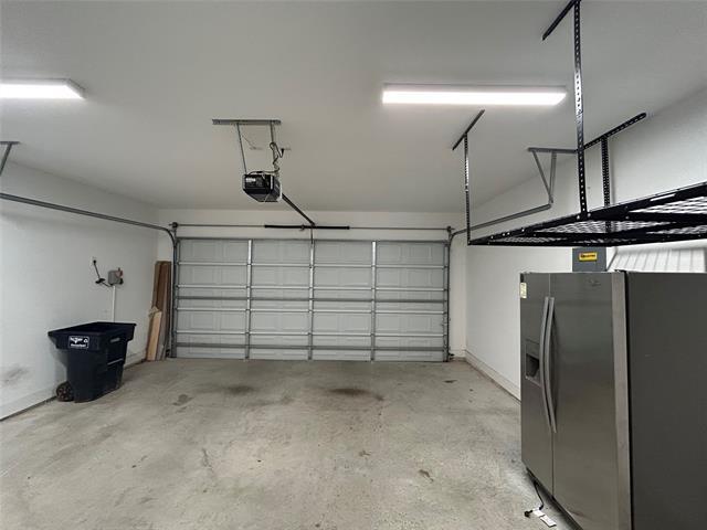 Building Photo - 2117 River E Ln.